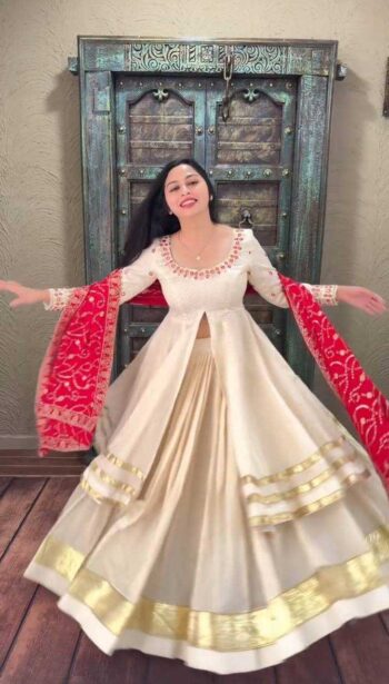 SILK RIN110 279 LEHENGAS WHOLESALE FANCY TRADITIONAL SILK LEHENGAS
